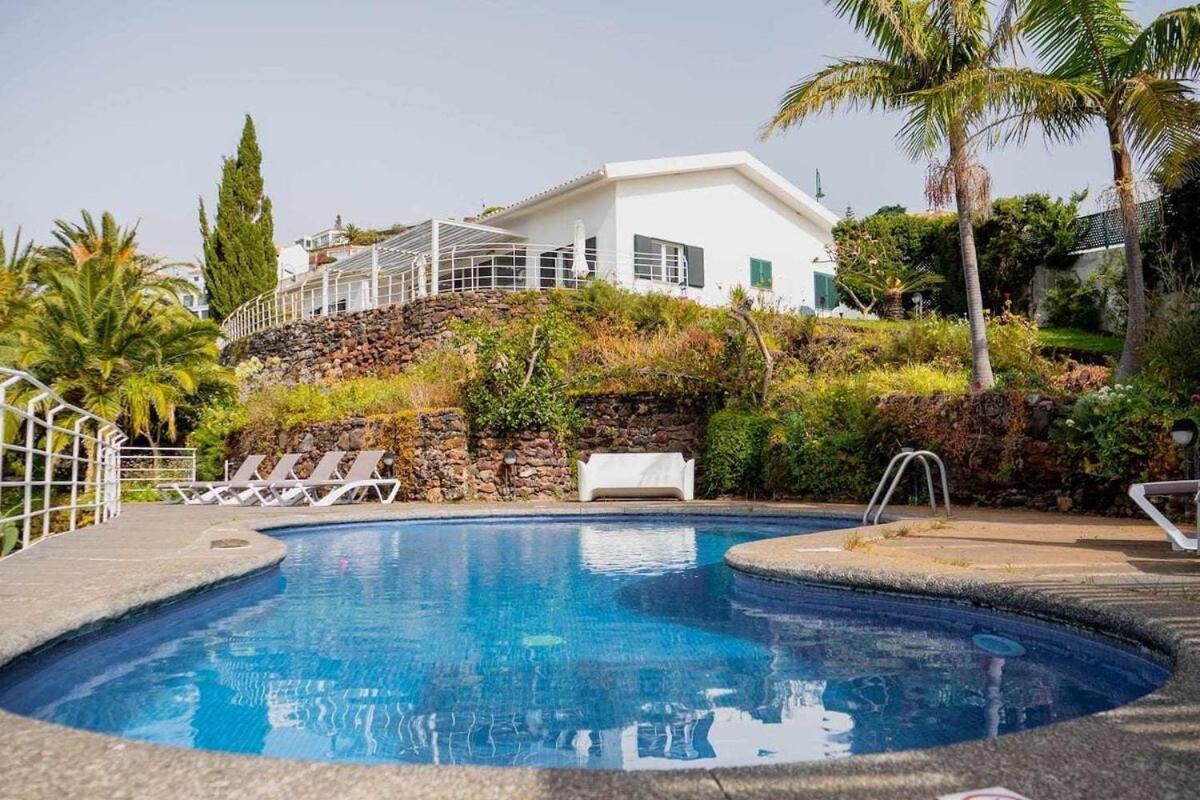 Vila da Falésia-With Pool&views Caniço Exterior foto